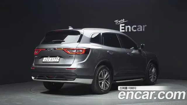 Renault-KoreaSamsung Koleos 2018 thumb 2