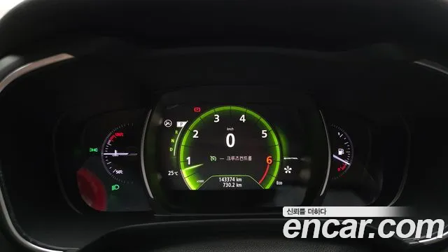 Renault-KoreaSamsung Koleos 2018 thumb 8