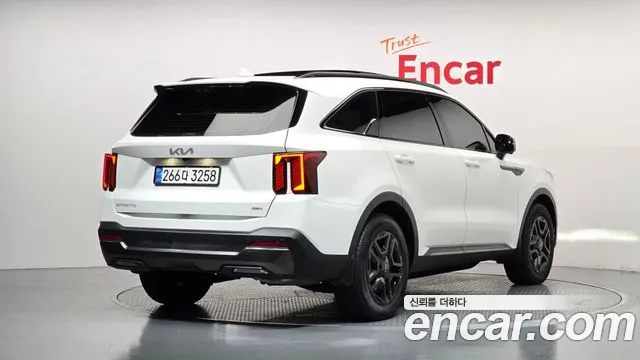 Kia Sorento 2024 thumb 2