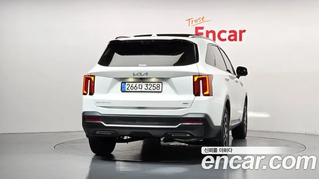 Kia Sorento 2024 thumb 4