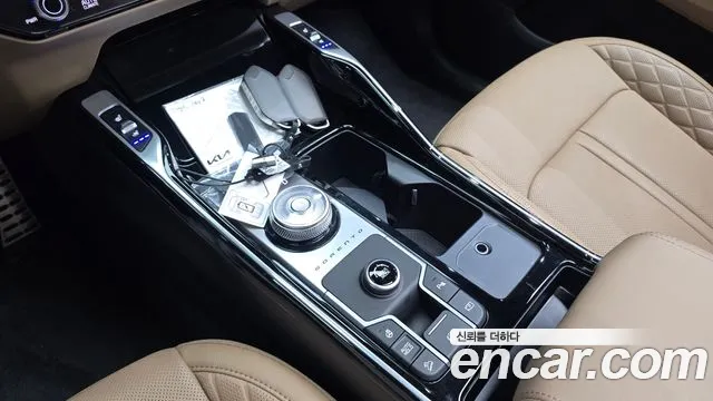 Kia Sorento 2024 thumb 9