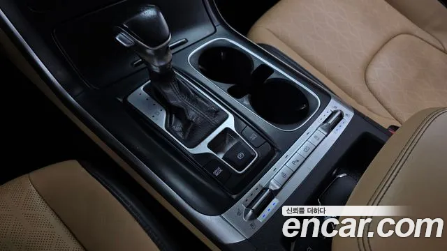 Kia Carnival 2021 thumb 9