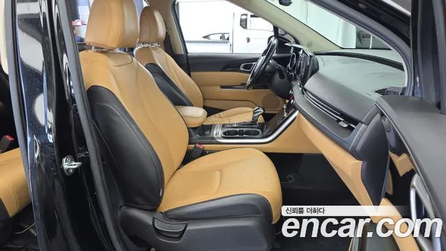 Kia Carnival 2021 thumb 11