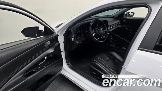 Hyundai Avante 2022 thumb 11