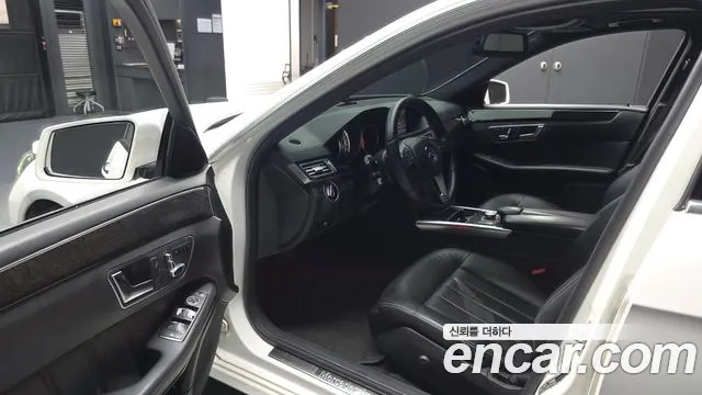 Mercedes-Benz E-Класс 2013 thumb 10
