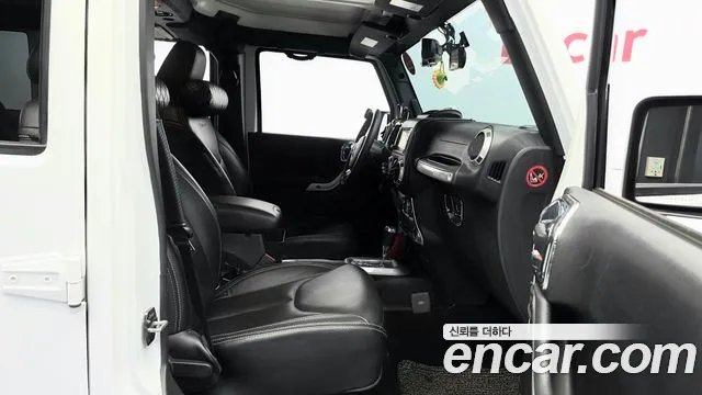 Jeep Wrangler 2017 thumb 12
