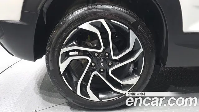 ChevroletGMDaewoo TrailBlazer 2025 thumb 5