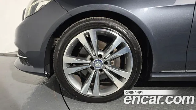 Mercedes-Benz E-Класс 2014 thumb 5
