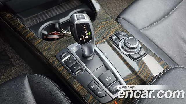 BMW X3 2013 thumb 9