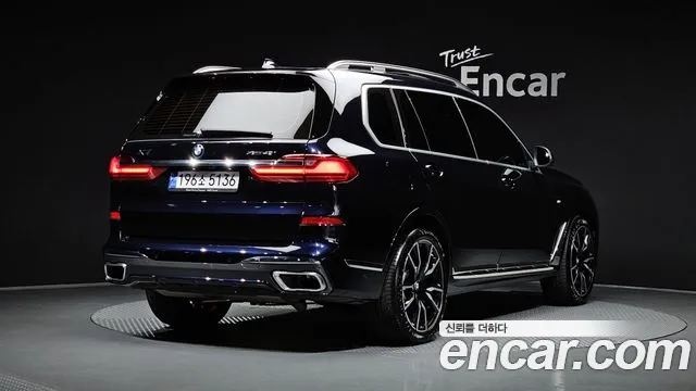 BMW X7 2022 thumb 2