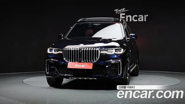 BMW X7 2022 thumb 3