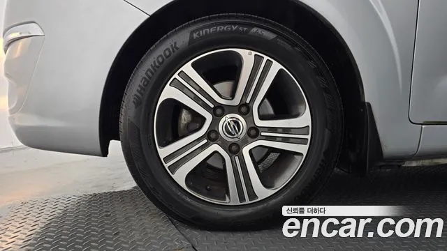 KG_Mobility_Ssangyong KORANDO 2014 thumb 5