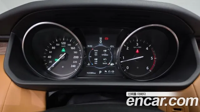 Land Rover Discovery 2017 thumb 7