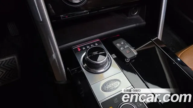 Land Rover Discovery 2017 thumb 8
