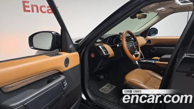 Land Rover Discovery 2017 thumb 9