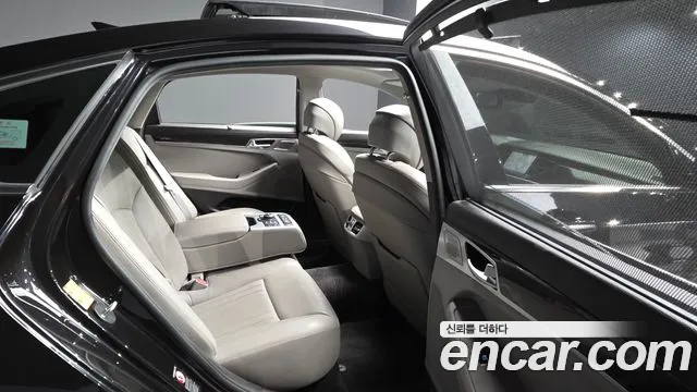 Genesis G80 2019 thumb 12