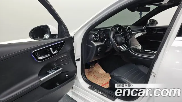 Mercedes-Benz C-Класс 2023 thumb 10