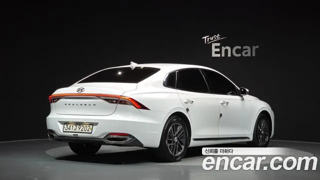 Hyundai Grandeur 2022 thumb 2