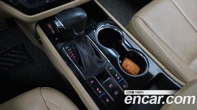Kia Carnival 2018 thumb 9