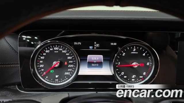 Mercedes-Benz E-Класс 2018 thumb 8