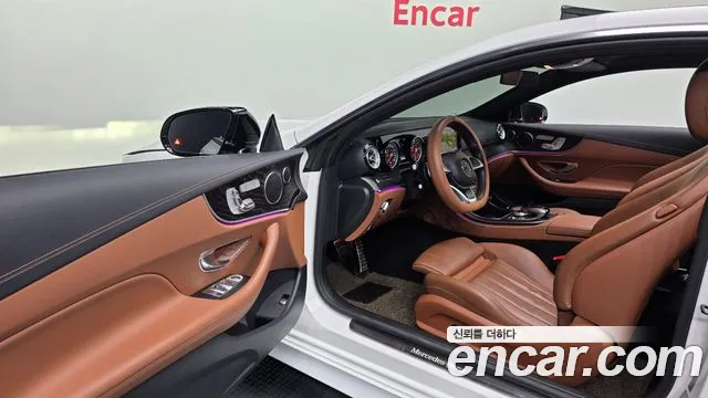 Mercedes-Benz E-Класс 2018 thumb 10