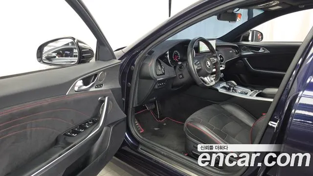 Kia Stinger 2020 thumb 10
