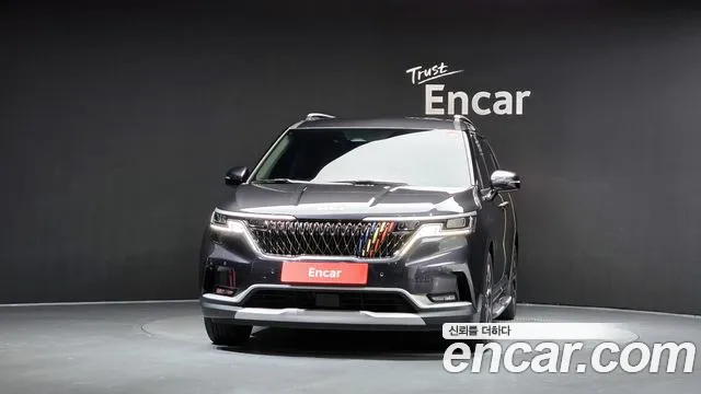 Kia Carnival 2021 thumb 3