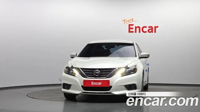 Nissan Altima 2016 thumb 3
