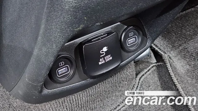 Hyundai Santa Fe 2020 thumb 12