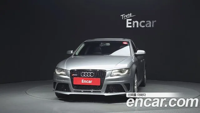 Audi A4 2010 thumb 3