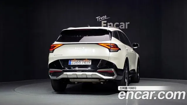 Kia Sportage 2023 thumb 4