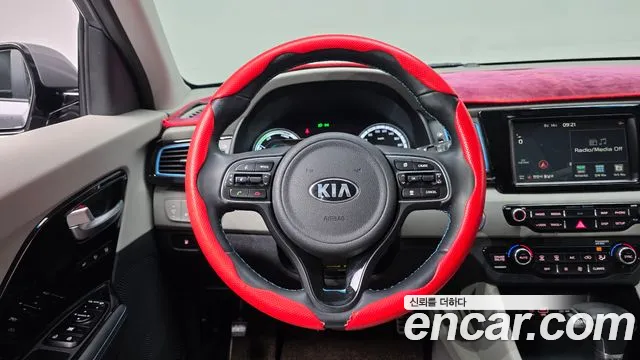 Kia Niro 2017 thumb 12