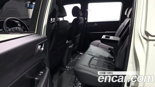 KG_Mobility_Ssangyong Rexton 2023 thumb 11