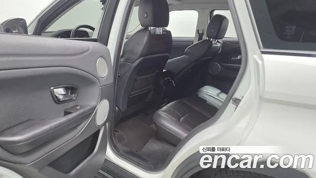 Land Rover Range Rover Evoque 2018 thumb 12
