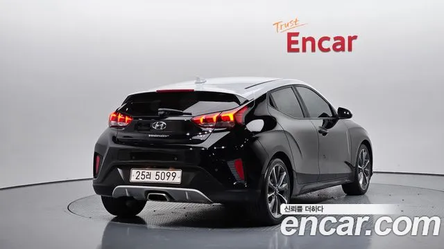 Hyundai Veloster 2018 thumb 2