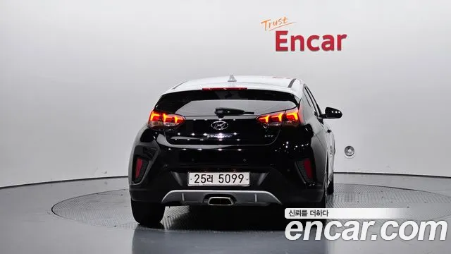 Hyundai Veloster 2018 thumb 4