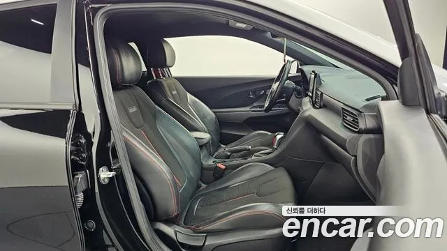 Hyundai Veloster 2018 thumb 12