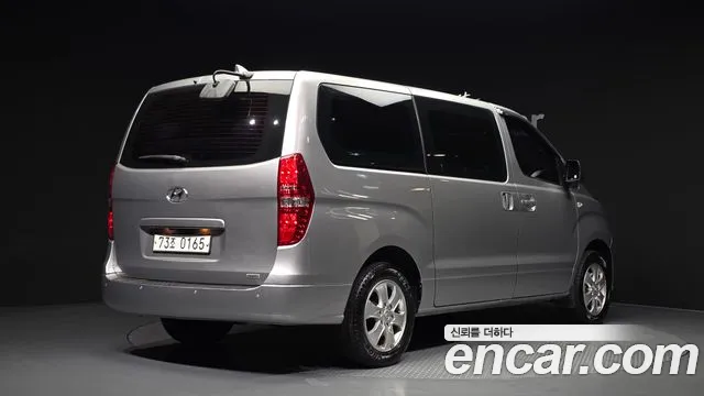 Hyundai Starex 2018 thumb 2