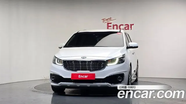 Kia Carnival 2017 thumb 3