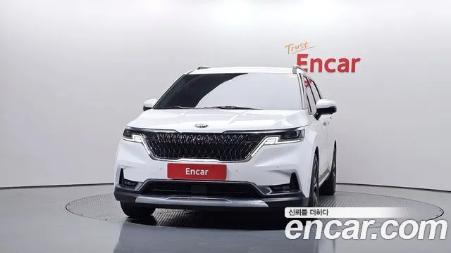 Kia Carnival 2021 thumb 3