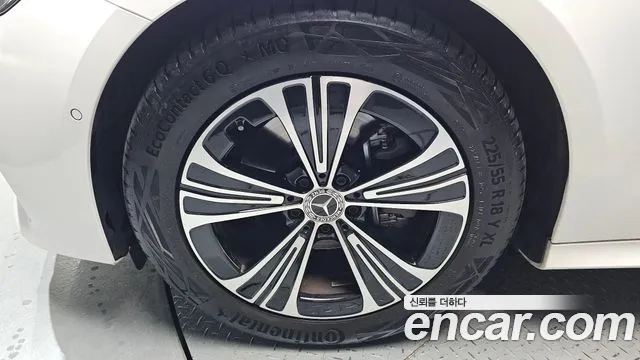 Mercedes-Benz E-Класс 2025 thumb 4