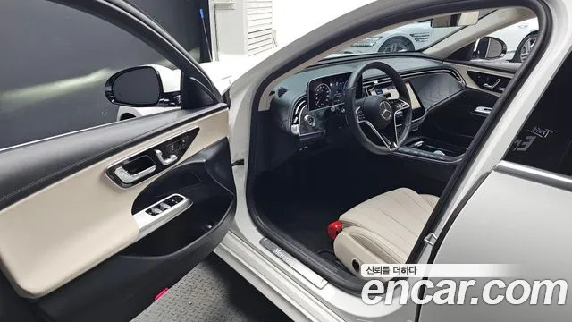 Mercedes-Benz E-Класс 2025 thumb 9