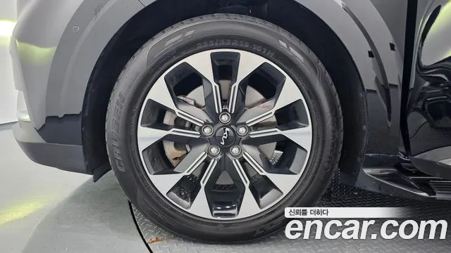 Kia Carnival 2023 thumb 5