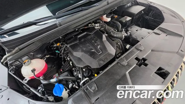 Kia Carnival 2023 thumb 6