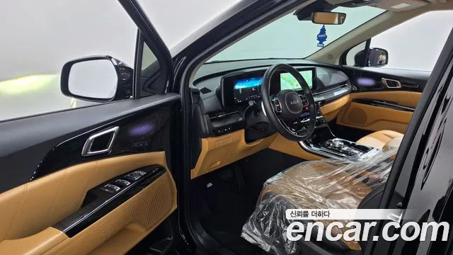 Kia Carnival 2023 thumb 10