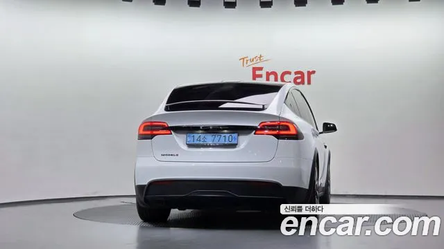 Tesla Model X 2023 thumb 3