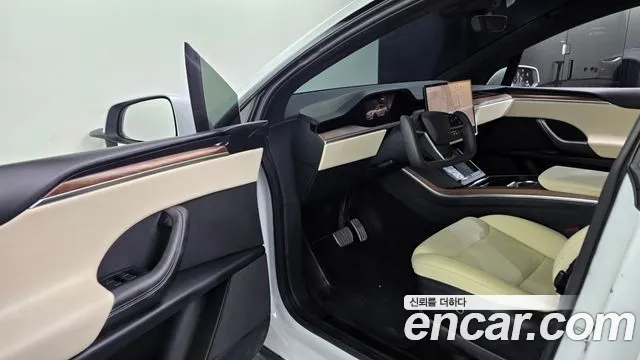 Tesla Model X 2023 thumb 9