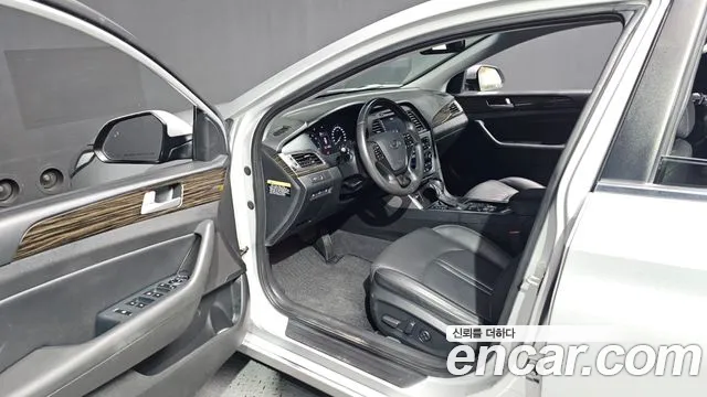 Hyundai Sonata 2016 thumb 10