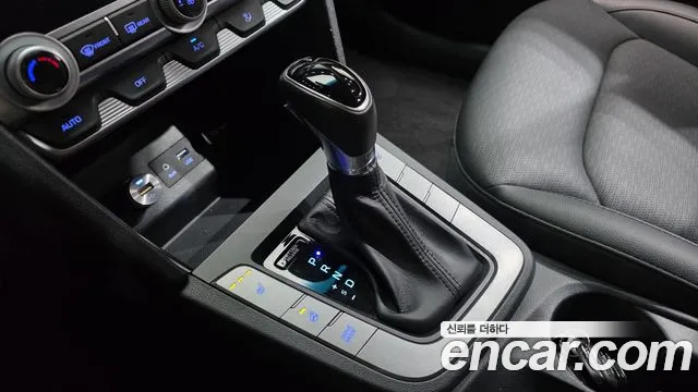 Hyundai Avante 2019 thumb 9