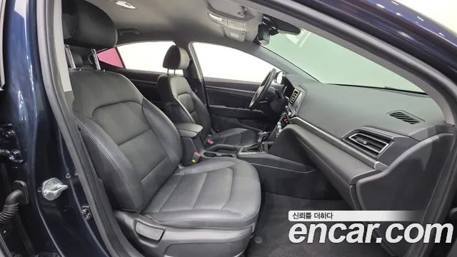 Hyundai Avante 2019 thumb 10